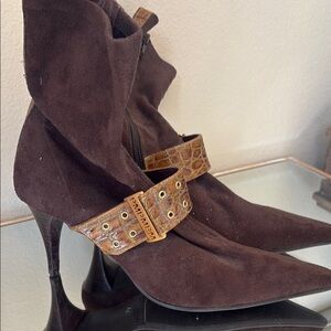 Pedro Miralles Brown Suede Women's Boots with Crocodile Strap
